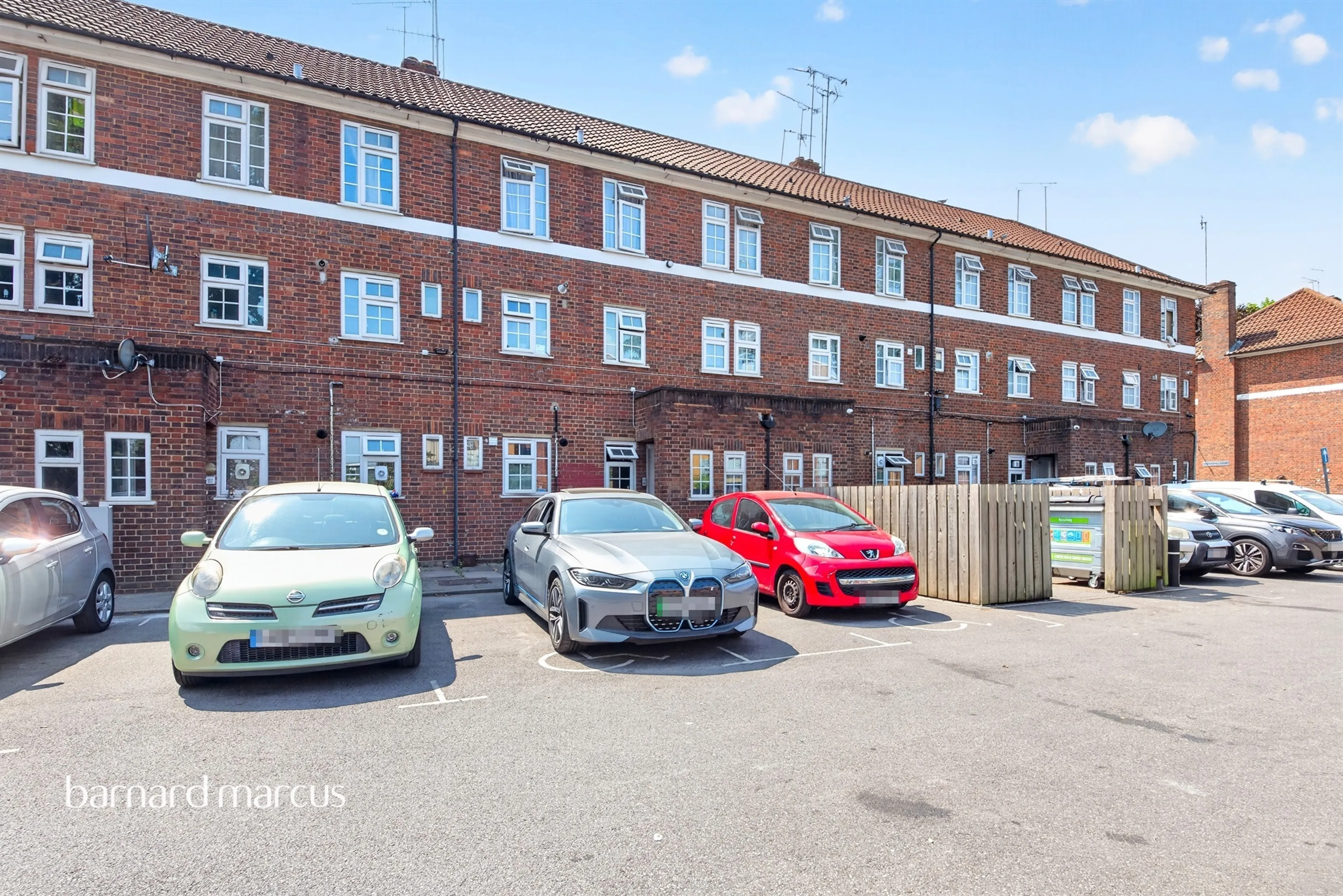 Property at Sheaveshill Court, The Hyde, London