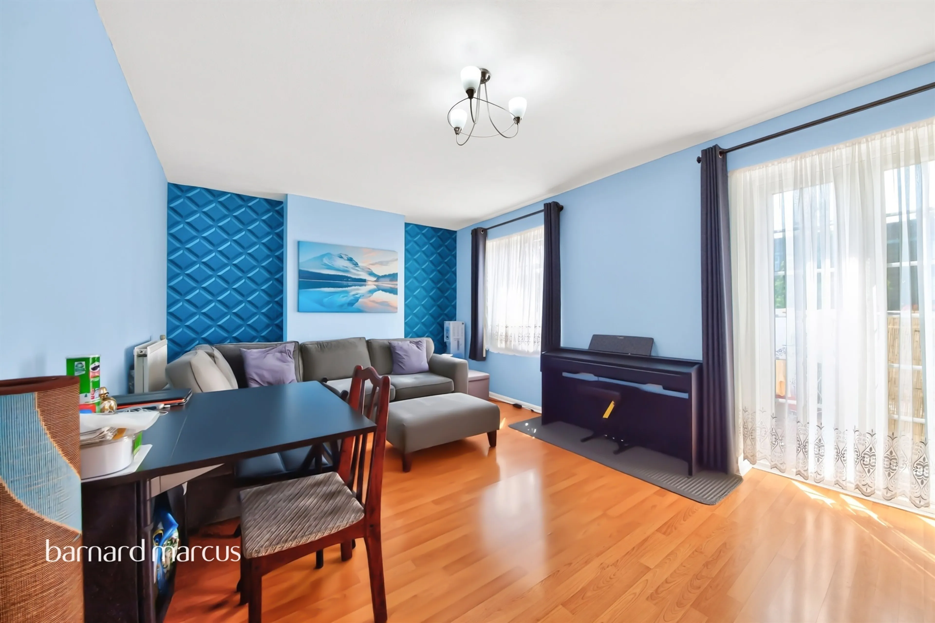 Property at Sheaveshill Court, The Hyde, London