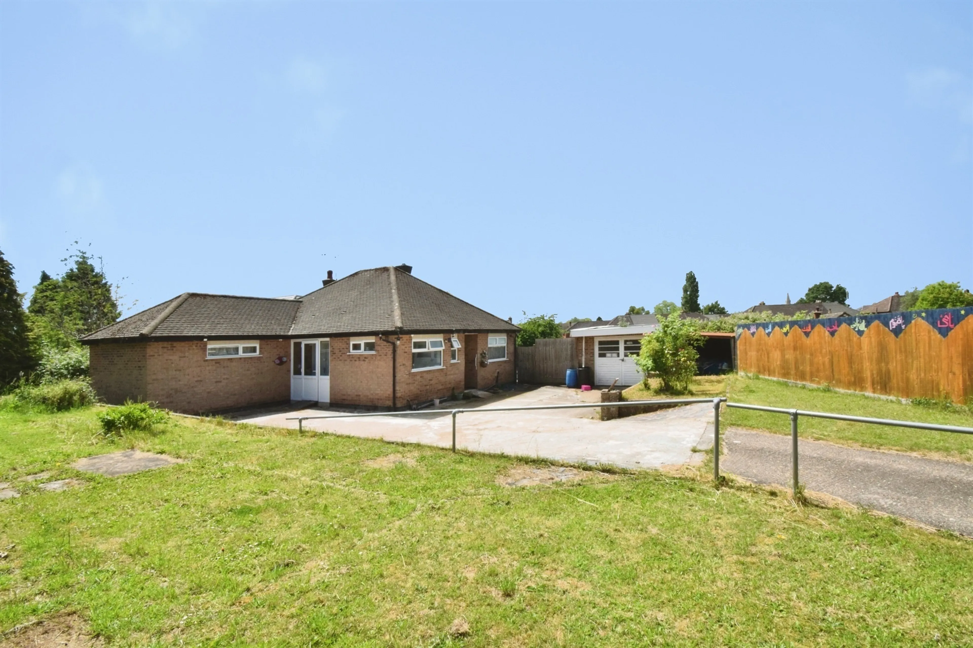 Property at Uplands Road, Oadby, Leicester