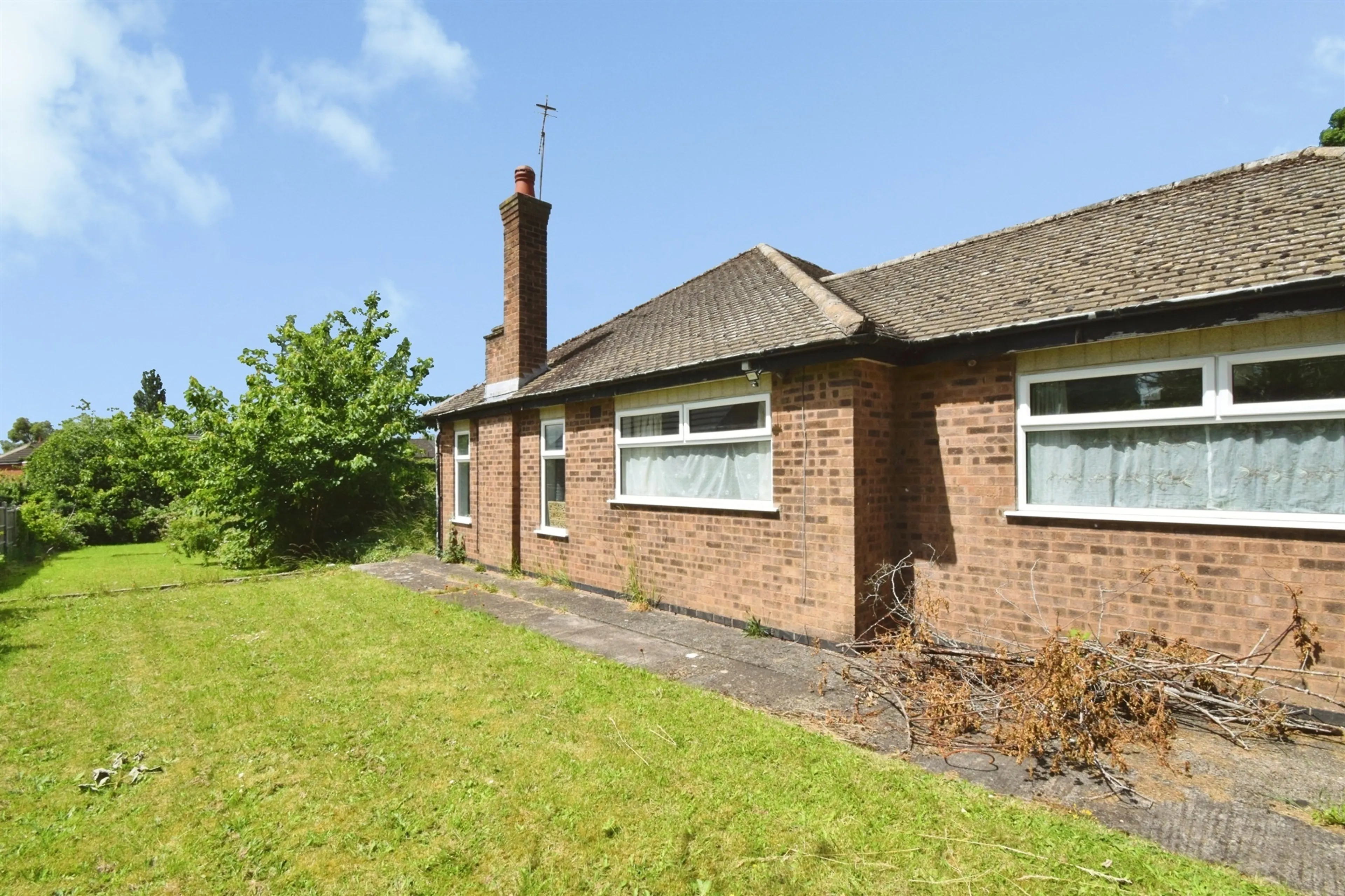 Property at Uplands Road, Oadby, Leicester