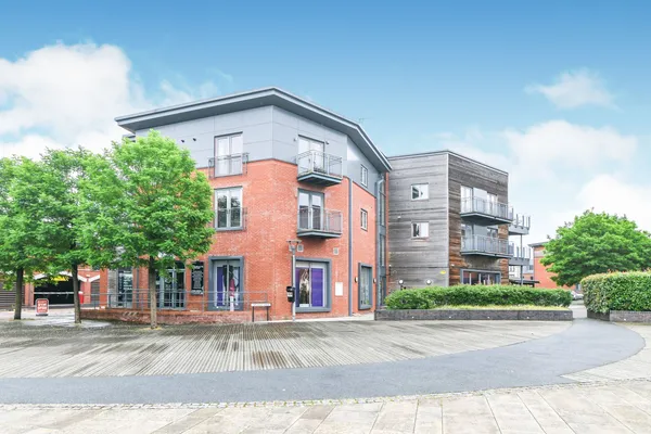 Pollard Court, Diglis, WR5