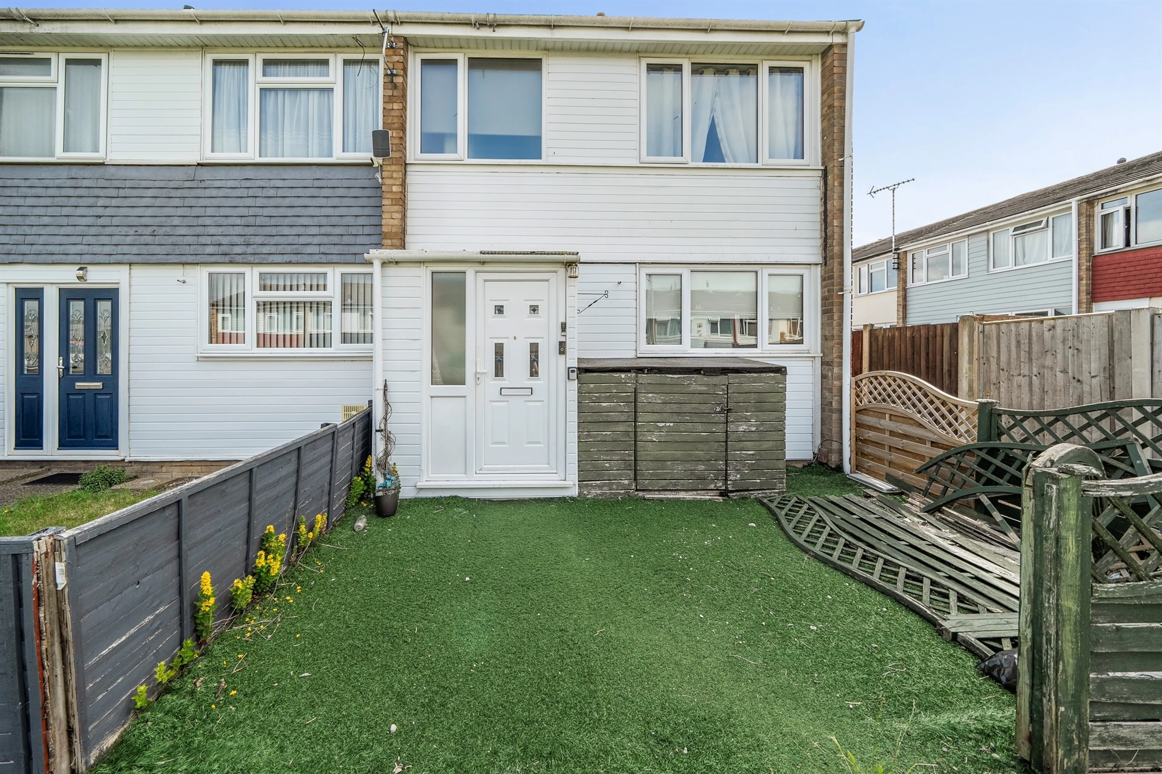 Property photo 0