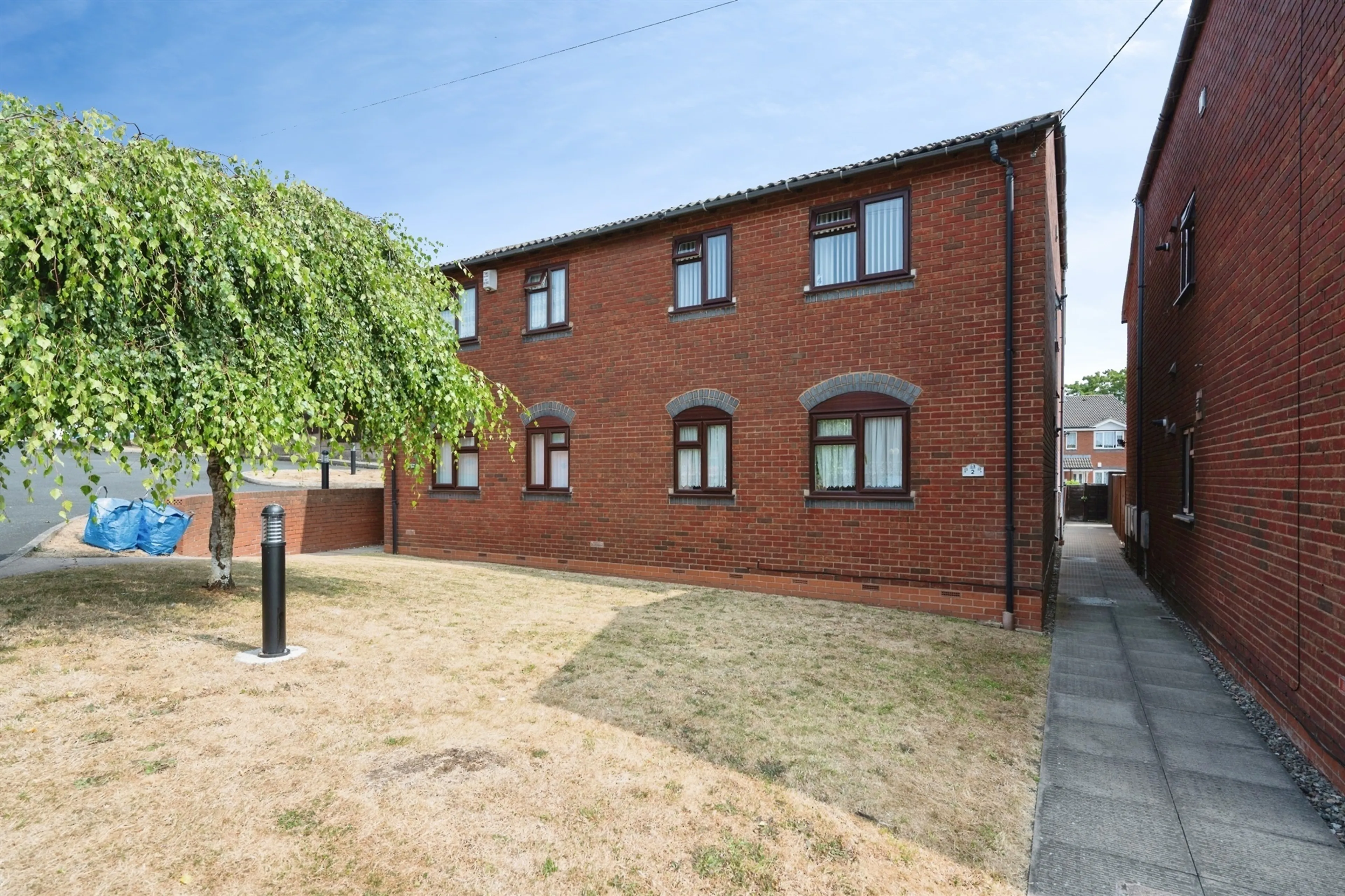 Property photo 0
