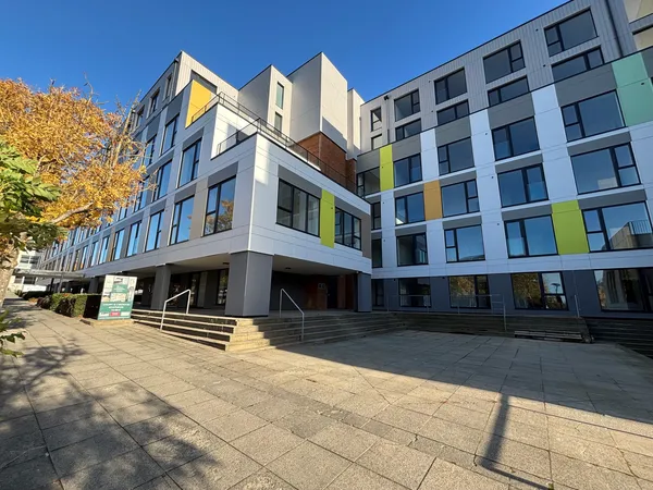Buckingham court, MK9