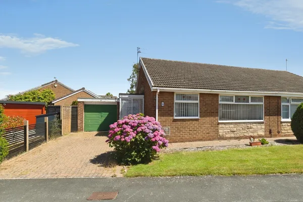Uldale Drive, Egglescliffe, Stockton-...