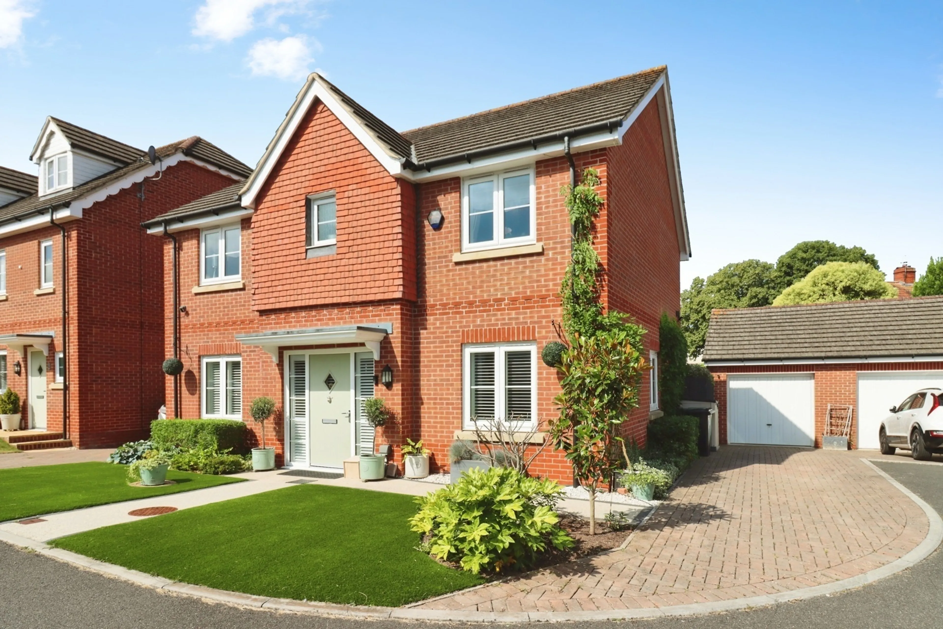 Property photo 0
