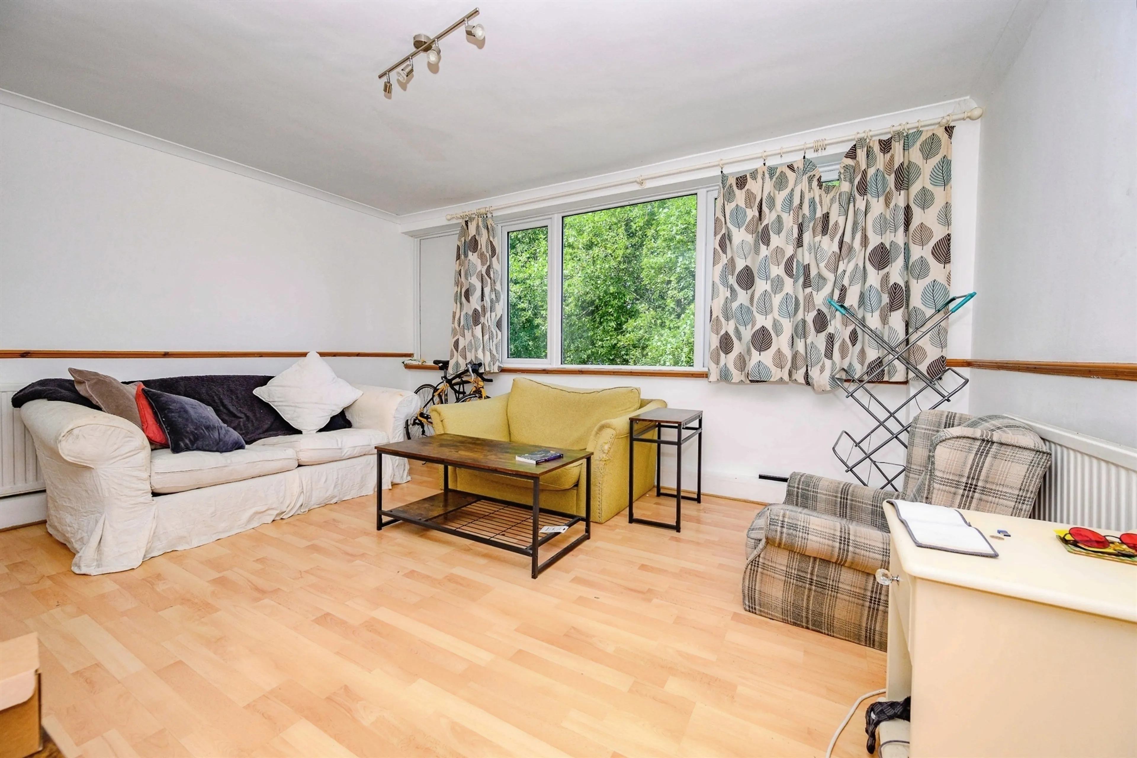 Property at Livingstone Walk, Hemel Hempstead