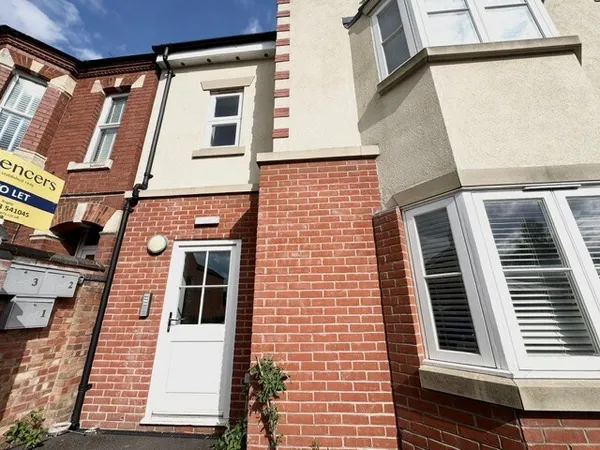 Temple Street, Rugby