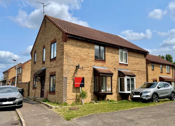 Hoylake Drive, Farcet PE7 3BE