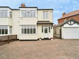 Tong Road, Leeds photo