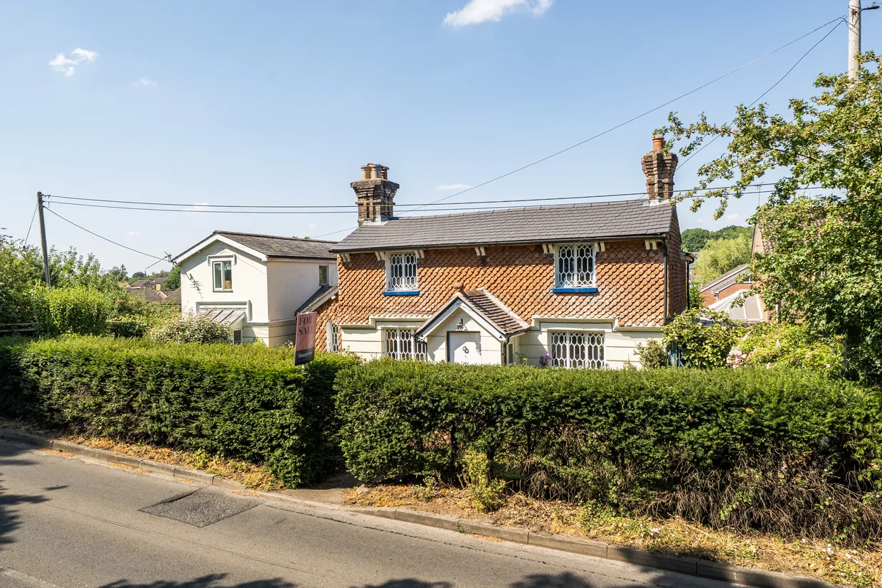 94 Church Lane, Winchester, SO21 photo 1