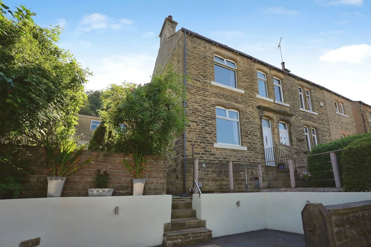 Armitage Road, Armitage Bridge, Huddersfield