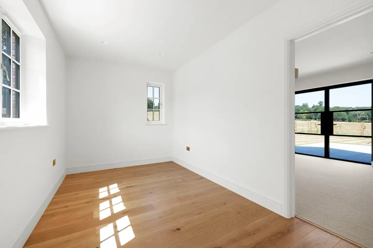 Old Farm Close, Charlwood, Surrey, RH6