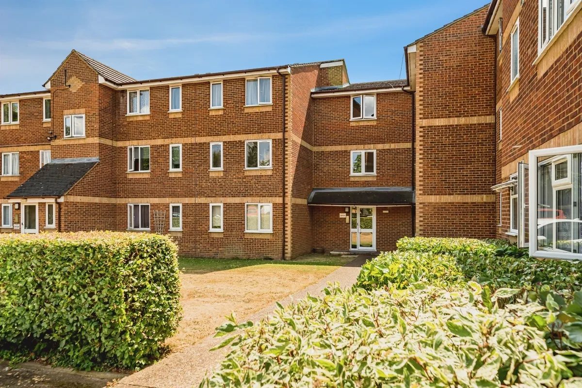 Walpole Road, SLOUGH