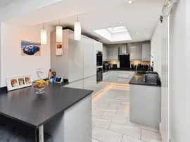 Belvedere Close, Danbury, Chelmsford thumb 3