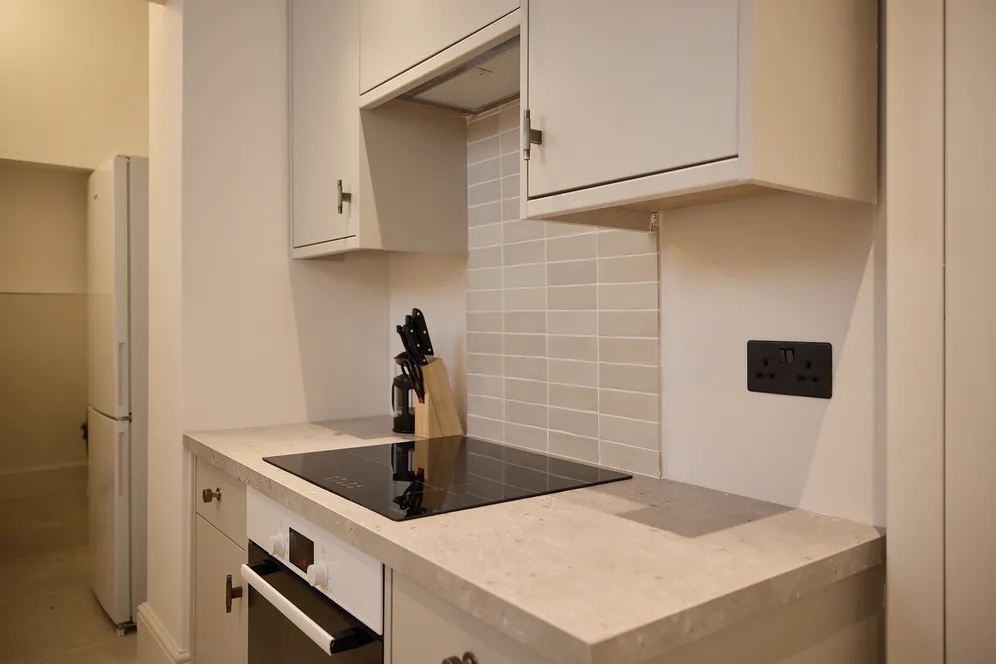 Crescent Grove, London, SW4 photo 15