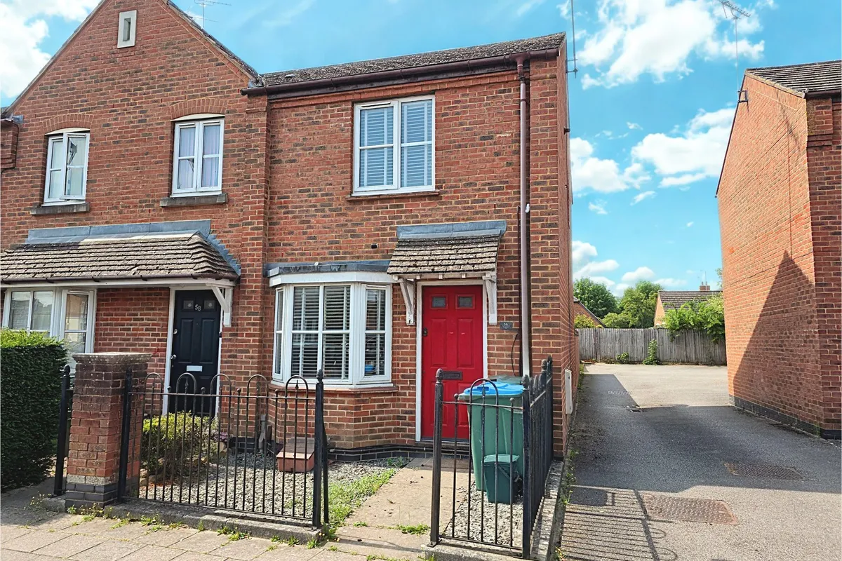 Fairford Leys Way, Aylesbury