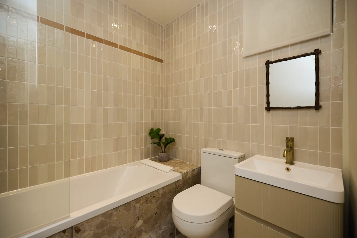 Crescent Grove, London, SW4 photo 27