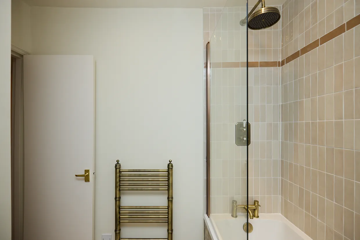 Crescent Grove, London, SW4 photo 24
