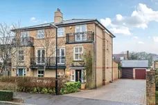 Weston Drive, Caterham, CR3 photo 7