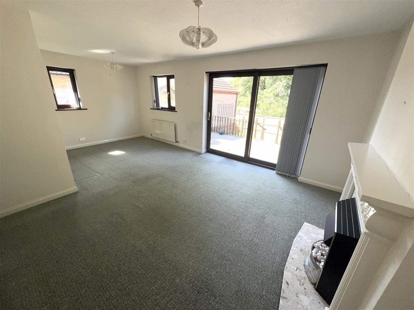 Helmsley Avenue, Halfway, Sheffield Image 17
