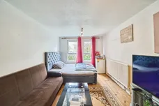 Fanshawe Avenue, Barking