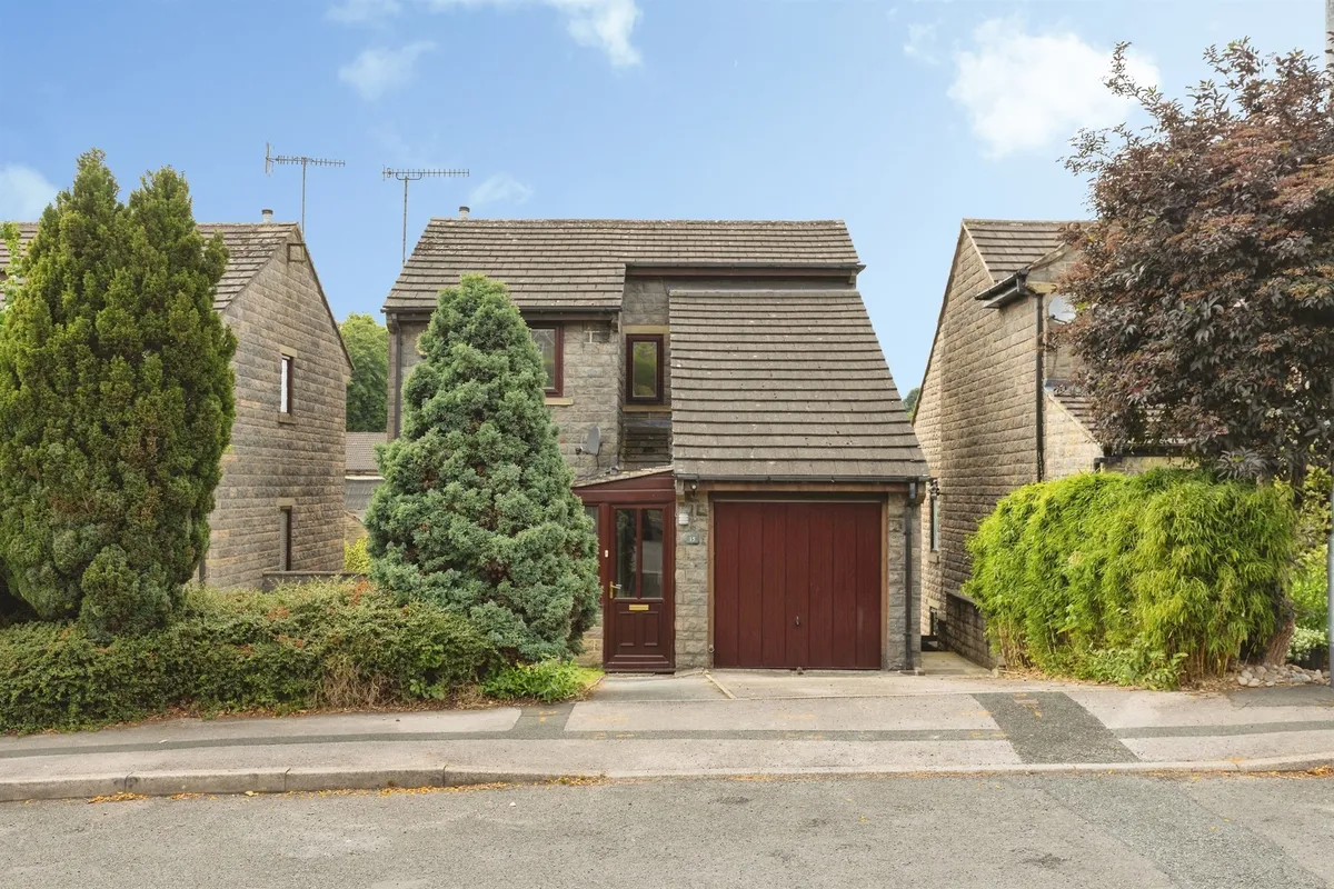 Ling Park Avenue, Wilsden, Bradford