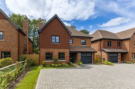 Oakland Grove Ridgley Road, Godalming, GU8