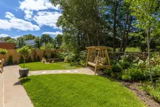 Oakland Grove Ridgley Road, Godalming, GU8 photo 14