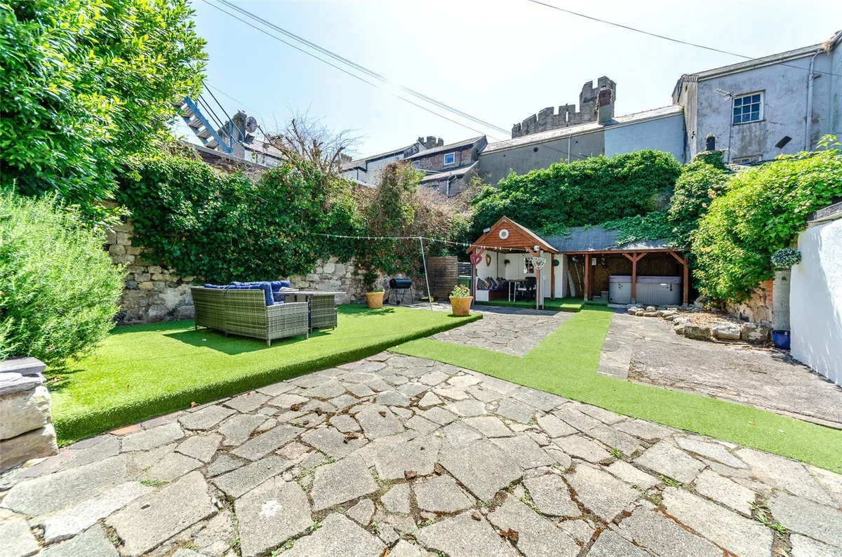 Castle Street, Caernarfon, Gwynedd, LL55