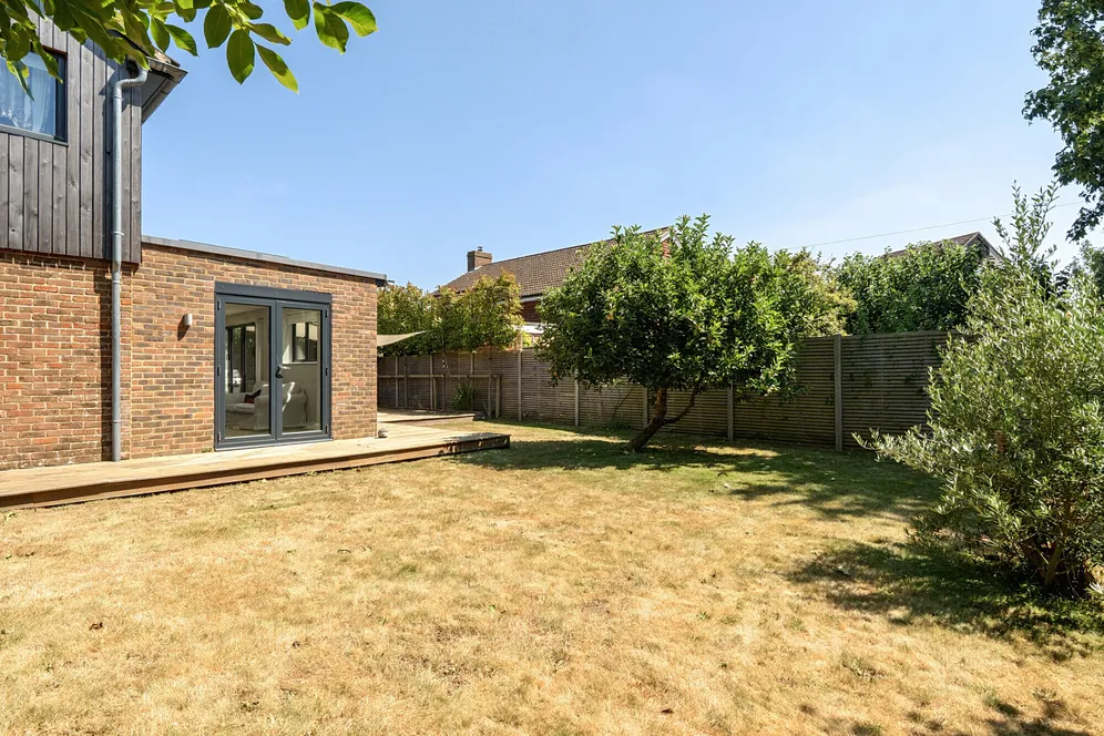 Marcuse Fields, Chichester, PO18 photo 12