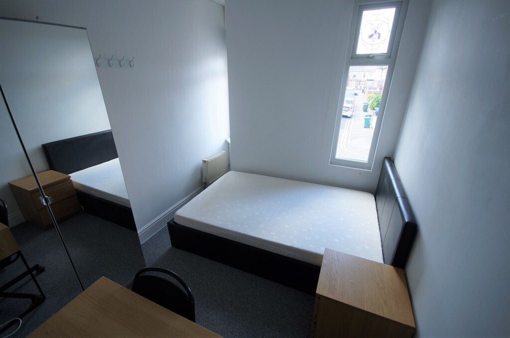 Room 6 of 6, St. Osburgs Road, Coventry, CV2 4EG Image 2
