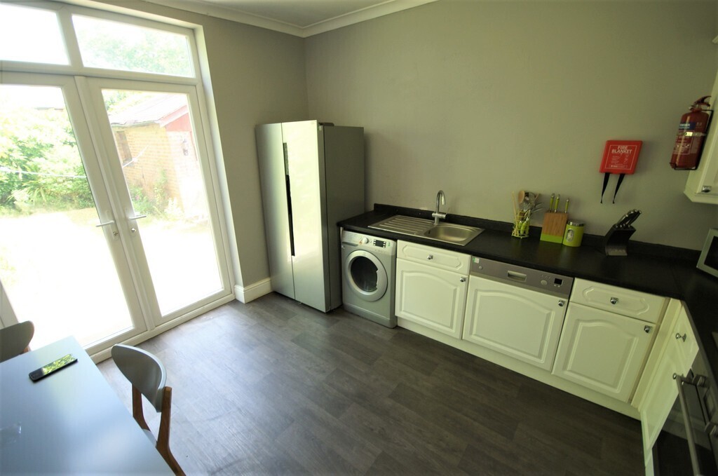 Room 6 of 6, St. Osburgs Road, Coventry, CV2 4EG Image 3