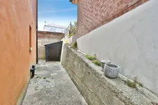 Wayne Road, Poole