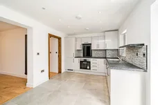 Alvista Avenue, Taplow, Maidenhead