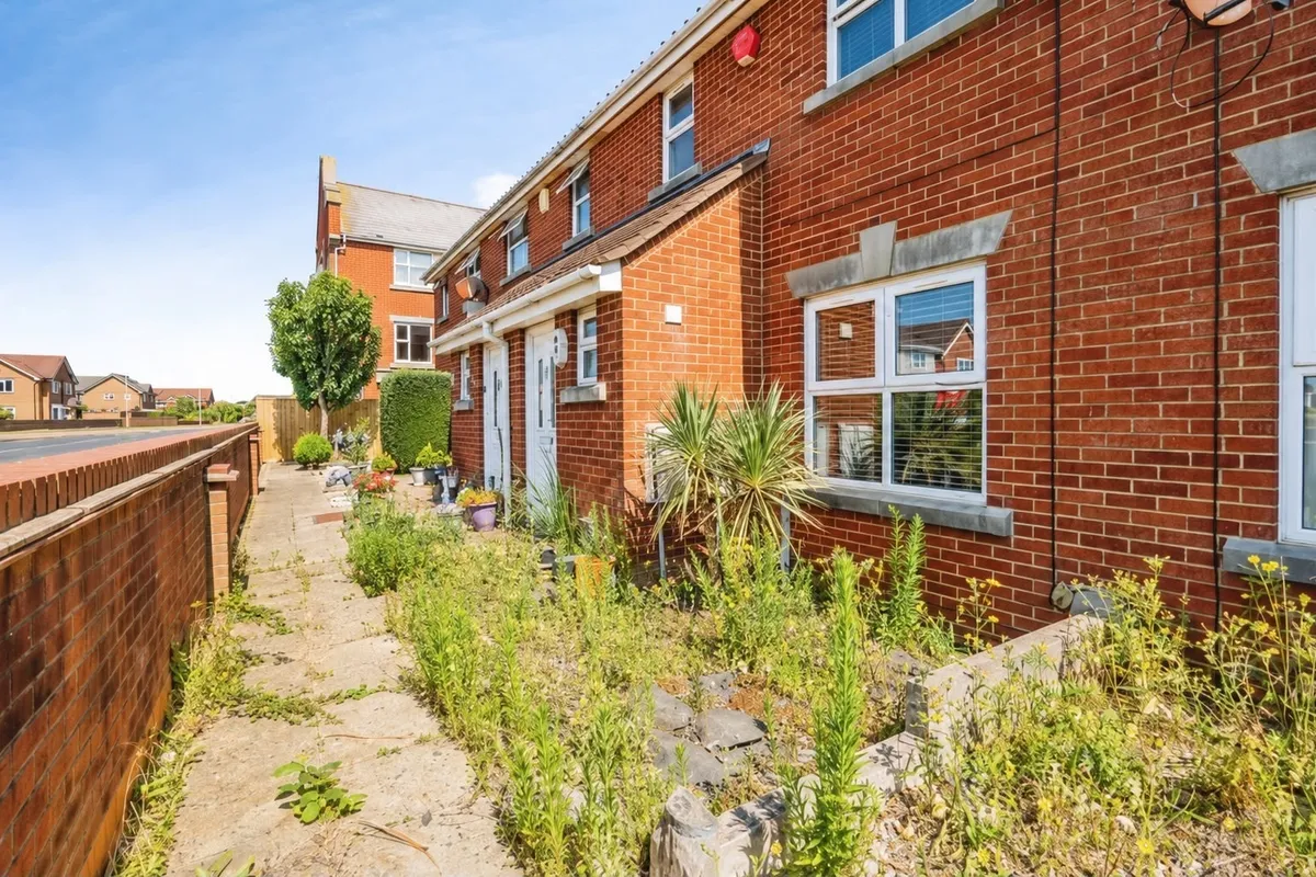Salvador Close, Eastbourne