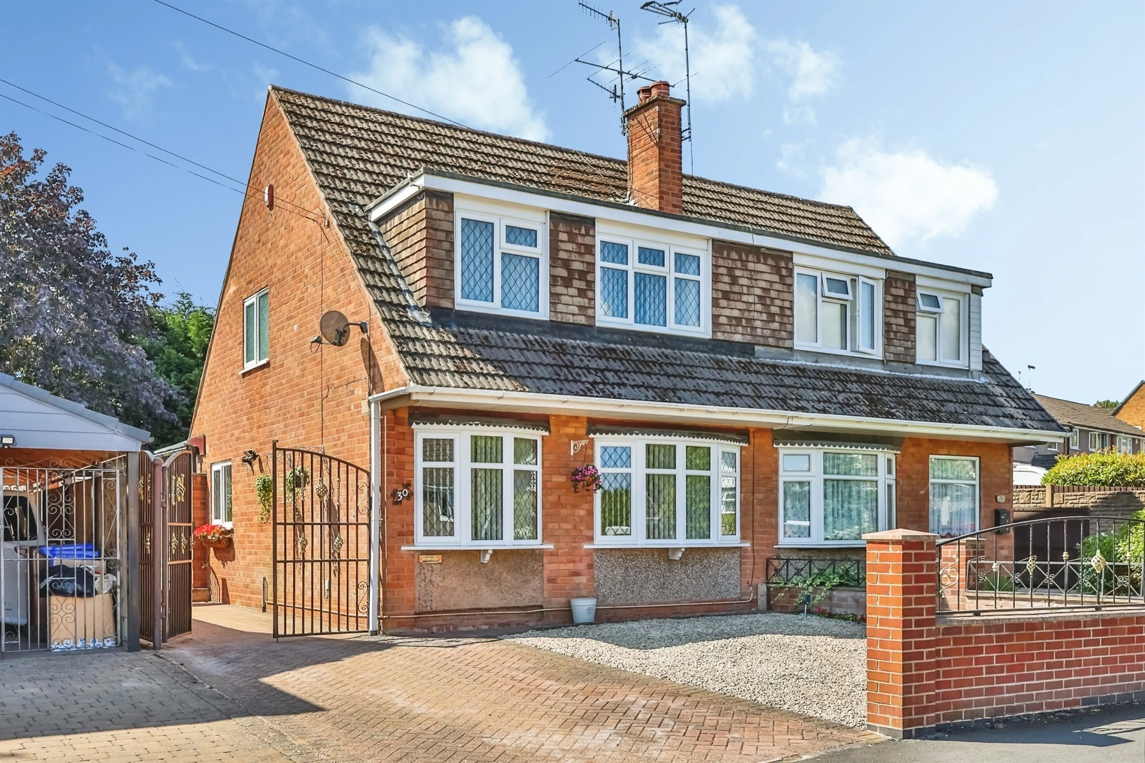 Property photo 0