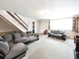 Albretia Avenue, Waterlooville thumb 2