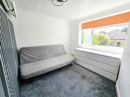 Tiptree Drive, ENFIELDphoto