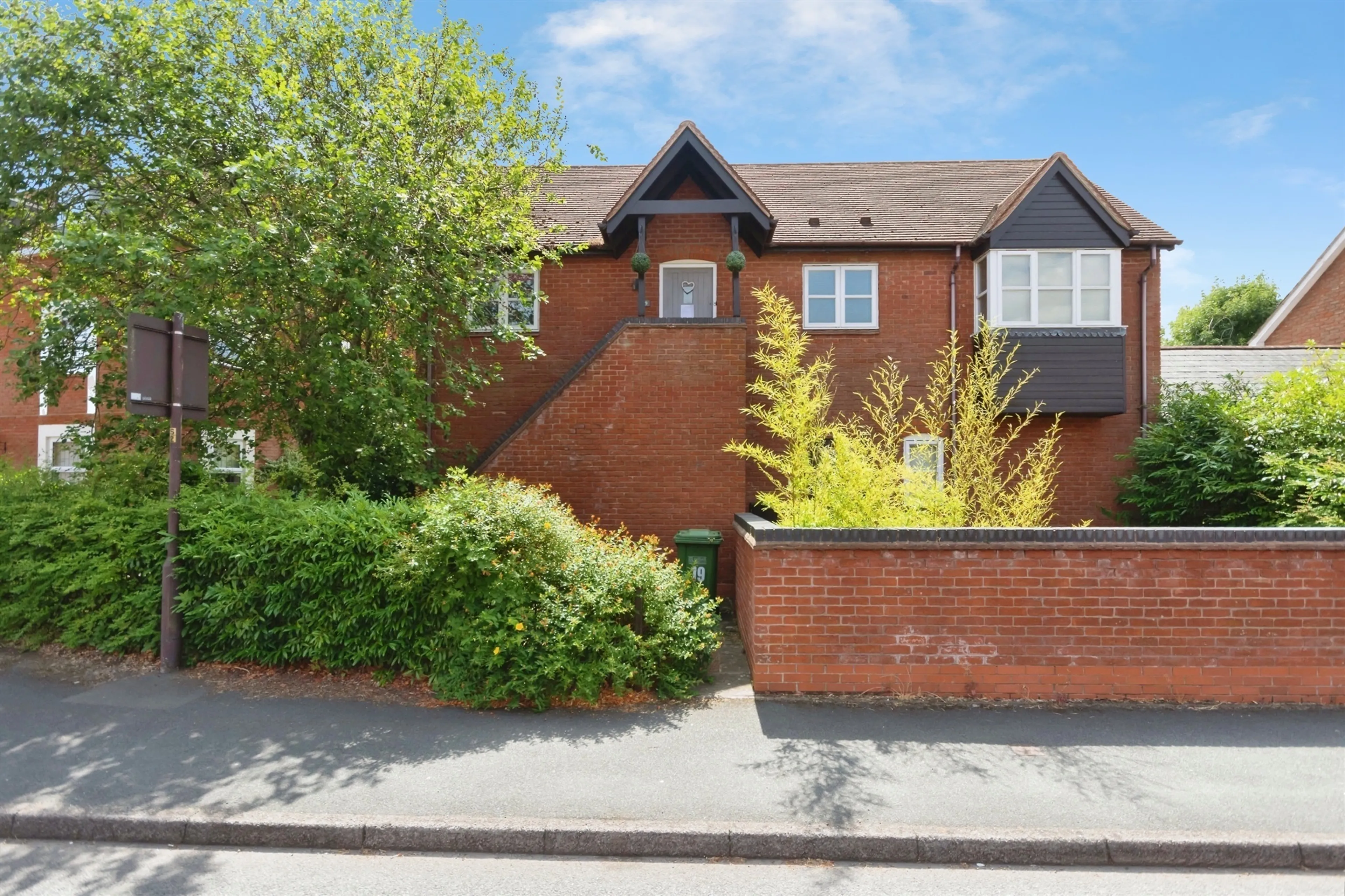Property photo 0