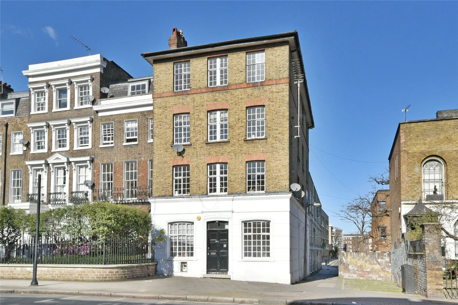 Hackney Road, Cambridge Heath, London, E2