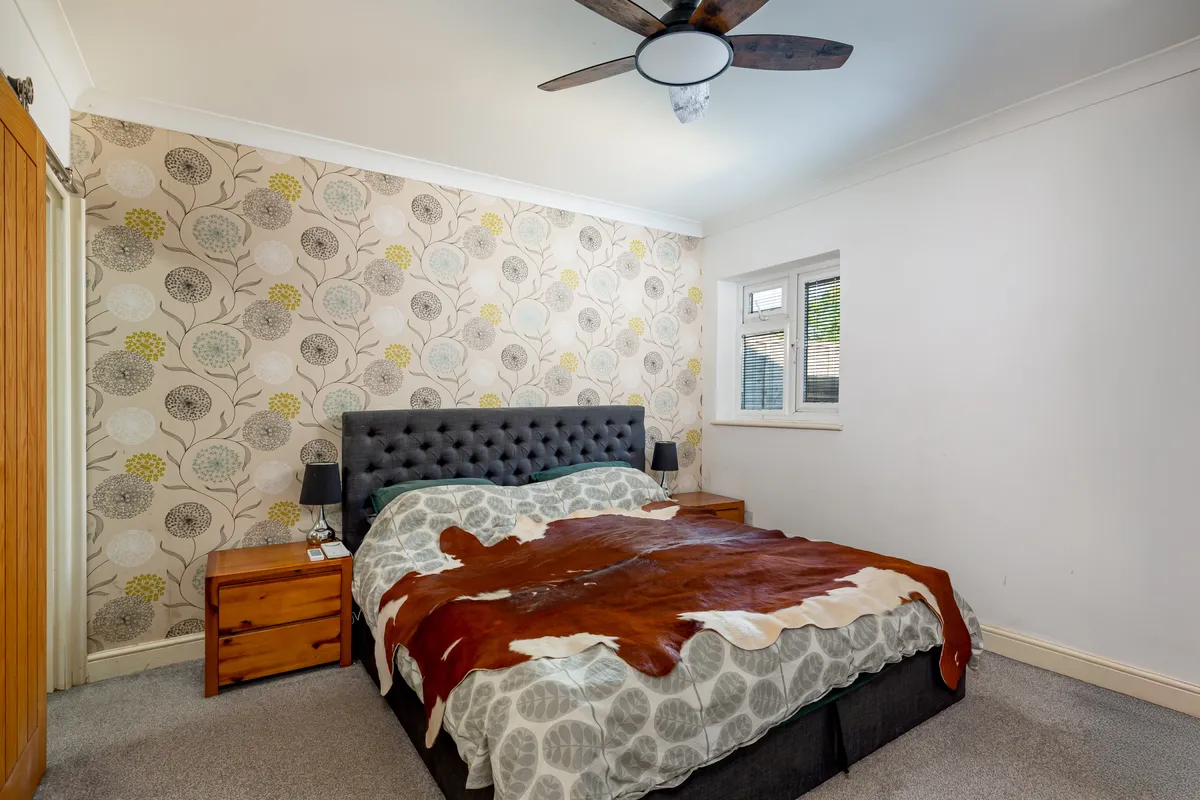 Lone Oak, Smallfield, Horley, Surrey, RH6