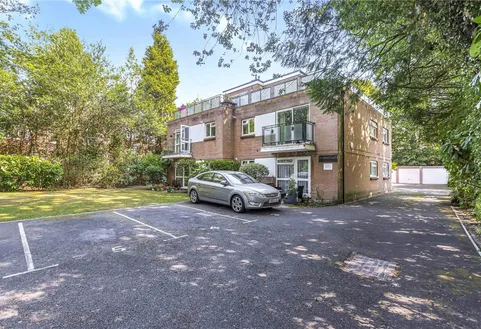 Wellington Road, Bournemouth, BH8