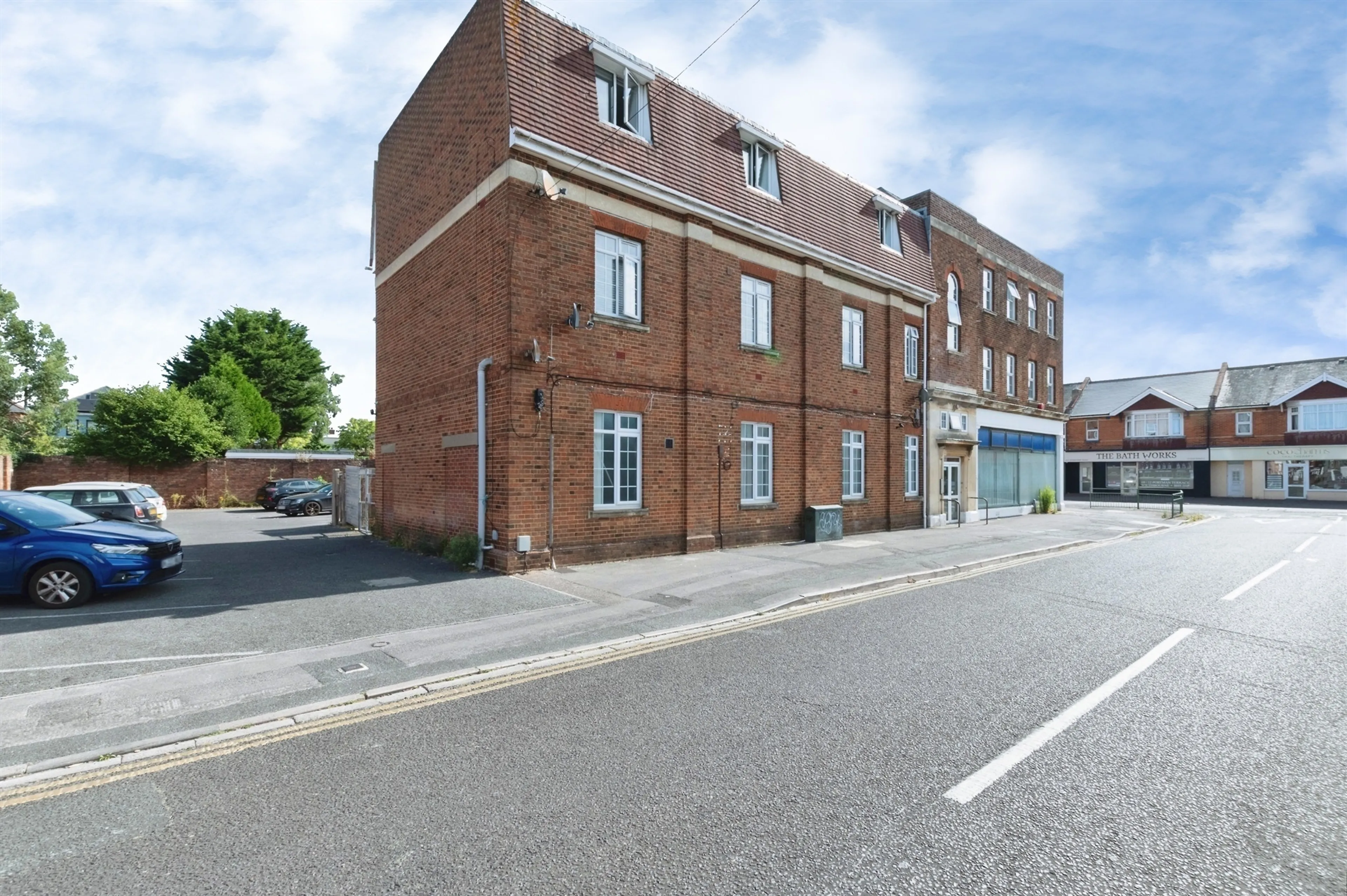 Property photo 0