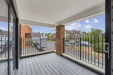 Flat 3 The Catsey Catsey Lane, Bushey, WD23 photo 4