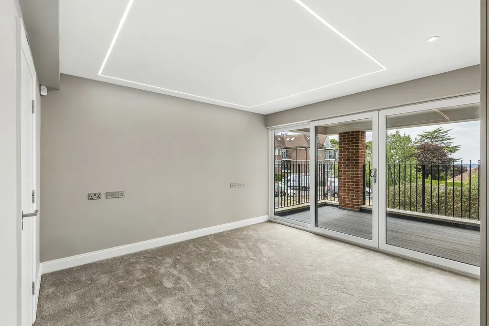 Flat 3 The Catsey Catsey Lane, Bushey, WD23 photo 6