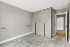 Flat 3 The Catsey Catsey Lane, Bushey, WD23 photo 8