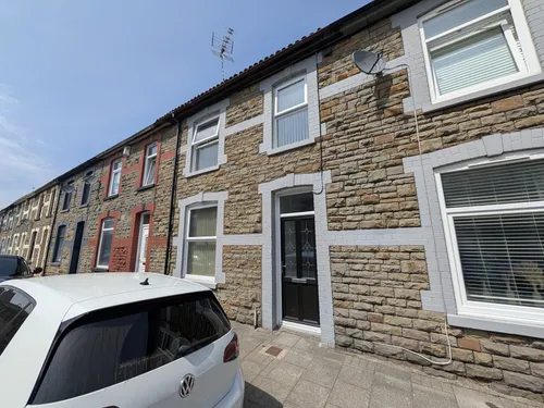 Pretoria Road, Tonyrefail, PORTHphoto
