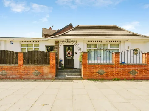 Old Chester Road, Bebington, Wirralphoto