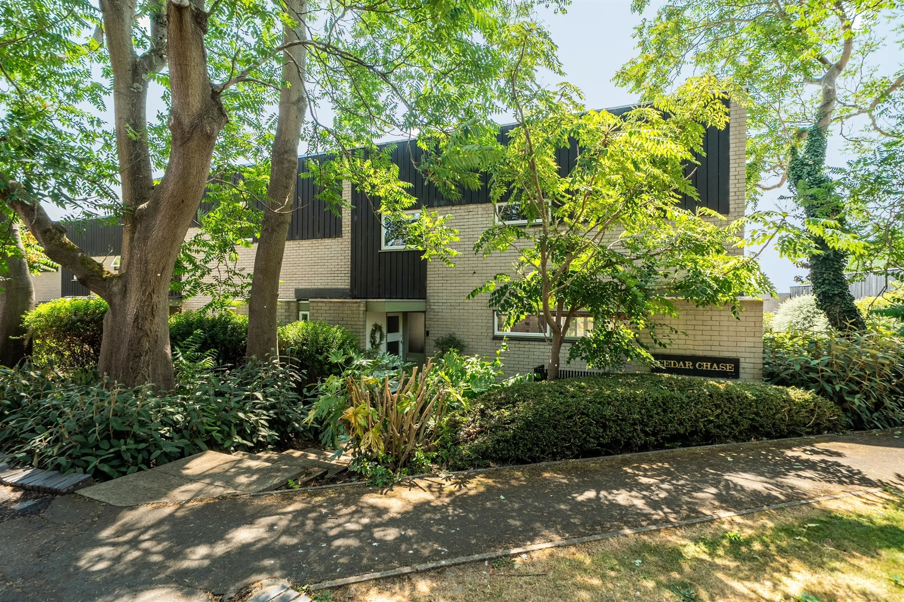 Property at Cedar Chase, Taplow, Maidenhead